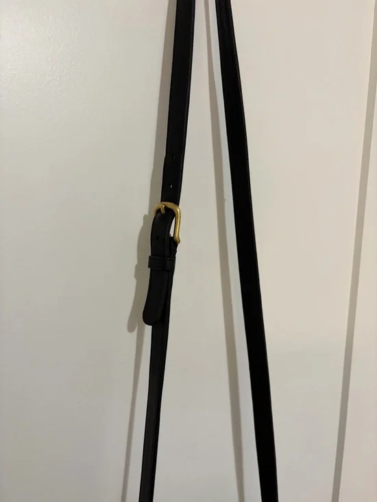 Vintage Coach Logan Bag (#9907) Black Leather Crossbody with Brass Turnlock - Picture 15 of 15